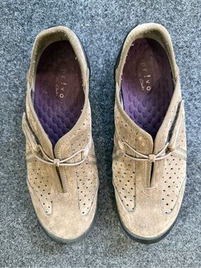 Clarks Privo Brown Suede Mary Jane Comfort Shoes Women’s size 8.5